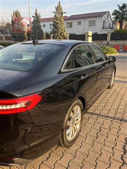 Ford Taurus